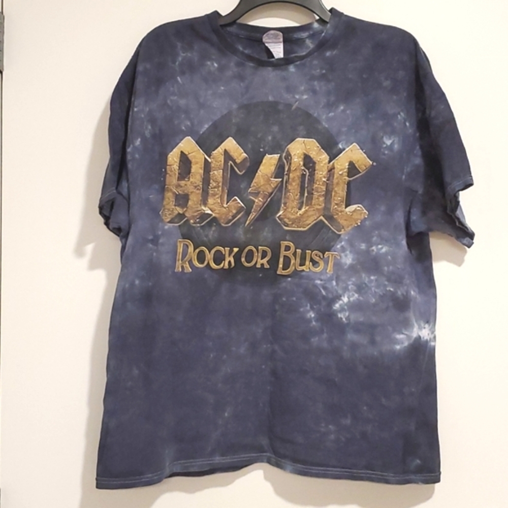 AC/DC Rock or Bust World Tour 2015 concert tee XL UNISEX EUC